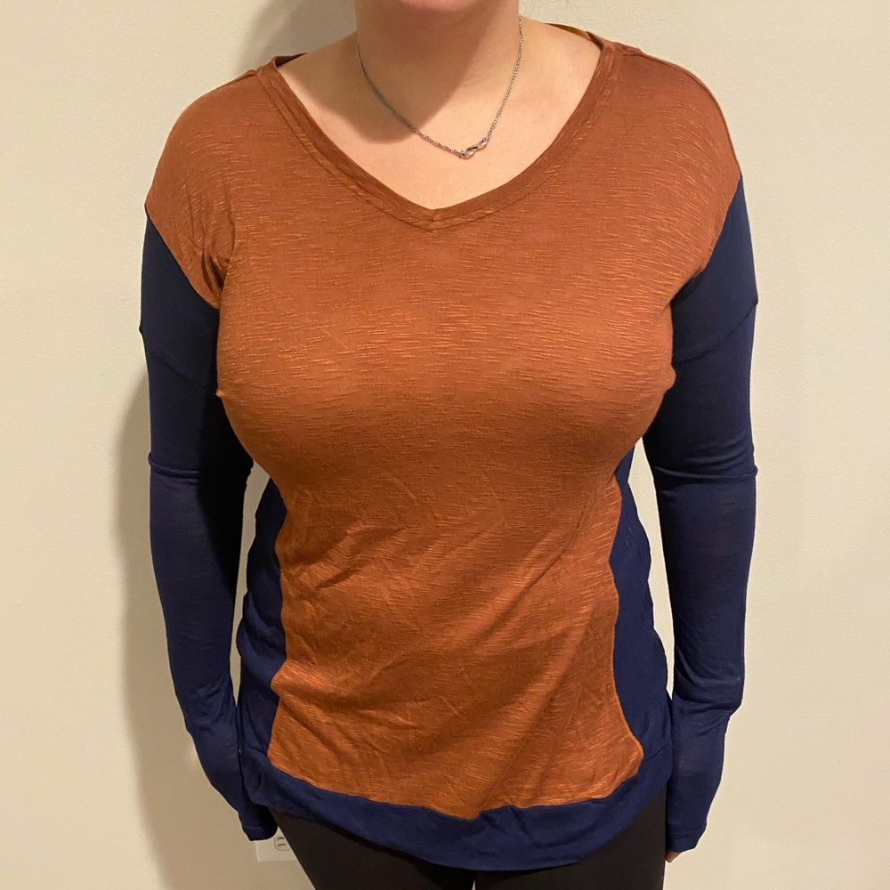 Long sleeve tee